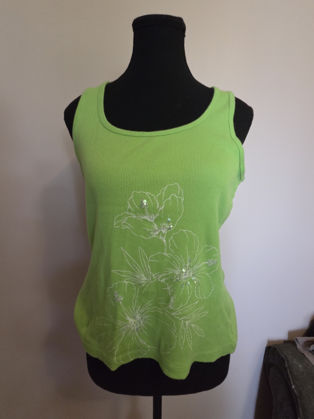 August Silk Floral Embellished Tank Top Green Size XL